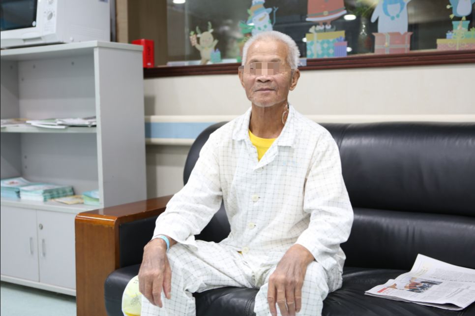 ny25_392276.jpg b2.jpg